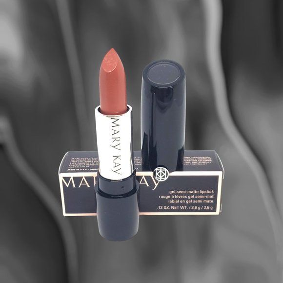 Blush Velvet Gel Semi-Matte Lipstick - Mary Kay - Picture 4 of 7
